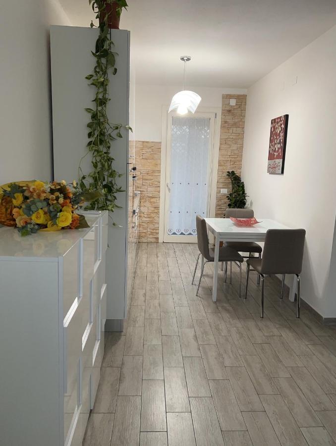 Affitti Brevi Elmas Bed & Breakfast Екстериор снимка
